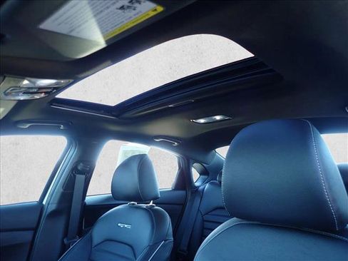 Used 2024 Kia Forte GT-Line w/ GT-Line Premium Package image 11