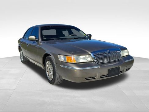 Used 2001 Mercury Grand Marquis GS image 12