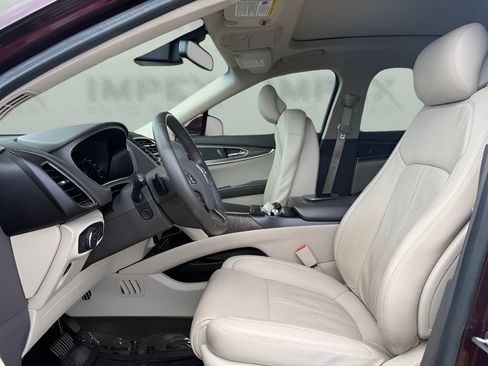 Used 2018 Lincoln MKX Reserve w/ Driver Assistance Package AWD/4WD image 12