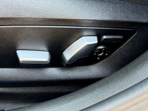 Used 2018 BMW 530i RWD image 7