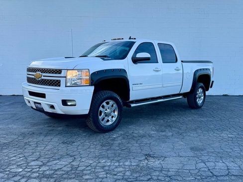 Used 2013 Chevrolet Silverado 2500 LTZ w/ Z71 Appearance Package image 7