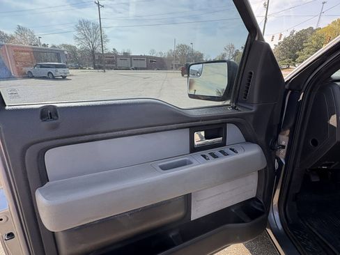 Used 2014 Ford F150 XLT w/ XLT Convenience Package image 10