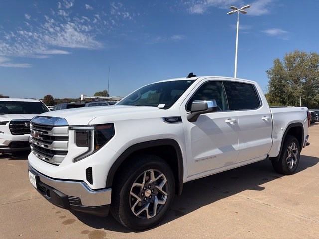 New 2026 GMC Sierra 1500 SLE w/ Preferred Package AWD/4WD image 10