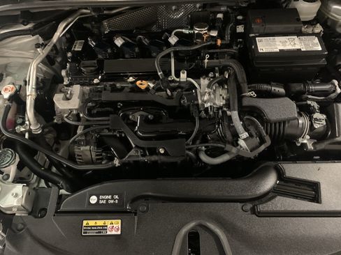 Used 2023 Toyota Corolla LE image 19