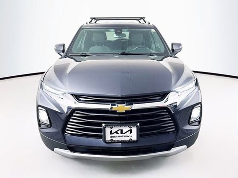 Used 2021 Chevrolet Blazer LT image 2