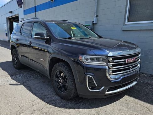 Used 2021 GMC Acadia AT4 w/ Technology Package AWD/4WD image 3