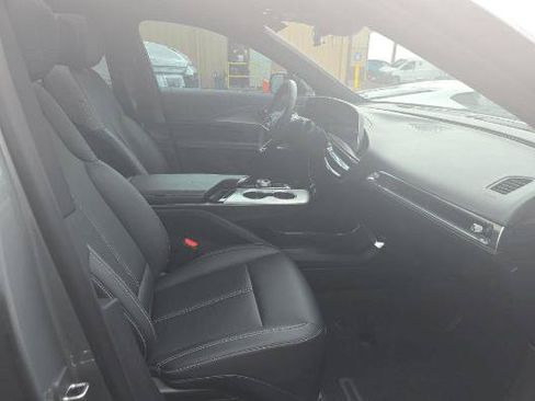 Used 2024 Cadillac Lyriq Tech RWD image 18