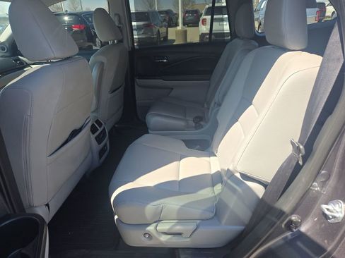 Used 2022 Honda Pilot Touring image 30