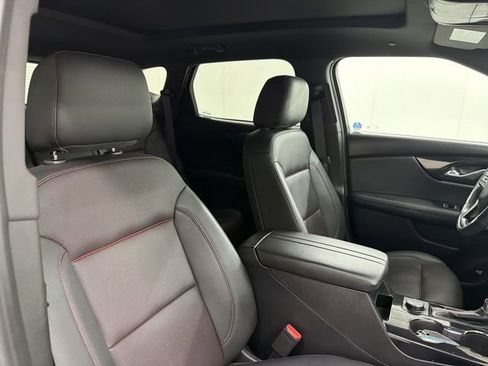 Used 2021 Chevrolet Blazer RS w/ Enhanced Convenience Package image 19