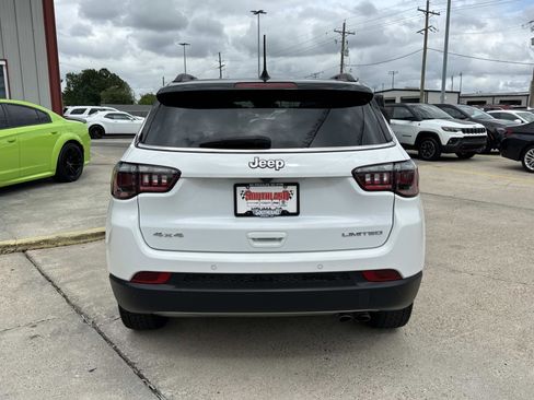 Used 2022 Jeep Compass Limited AWD/4WD image 6