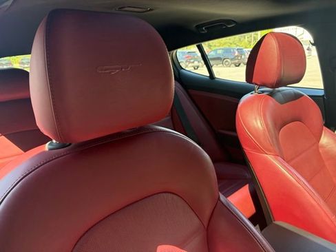 Used 2018 Kia Stinger GT2 AWD/4WD image 27