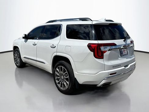 Used 2023 GMC Acadia Denali w/ Denali Technology Package FWD image 5