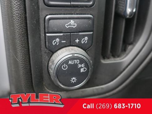 Used 2022 Chevrolet Silverado 1500 W/T w/ Trailering Package image 27