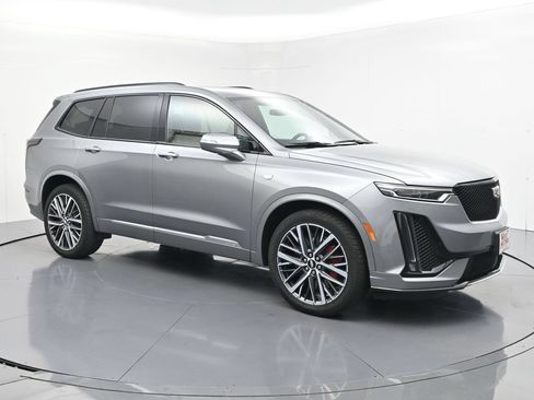 Used 2024 Cadillac XT6 Sport AWD/4WD image 5