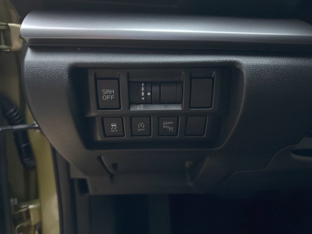 Certified 2023 Subaru Crosstrek 2.5i Limited AWD/4WD image 17