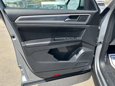 Used 2021 Volkswagen Atlas SE AWD/4WD image 17