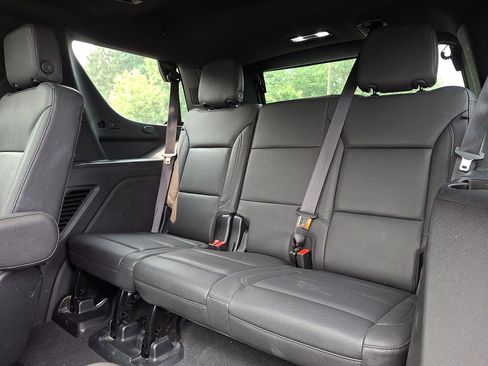Used 2023 Chevrolet Tahoe LT w/ Luxury Package AWD/4WD image 10