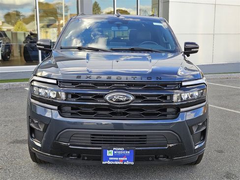New 2024 Ford Expedition Limited image 8