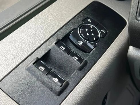 Used 2017 Ford F250 XL w/ Power Equipment Group image 42