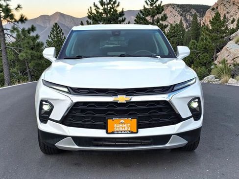 Used 2025 Chevrolet Blazer LT AWD/4WD image 3