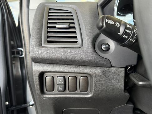 Used 2025 Mitsubishi Outlander Sport ES AWD/4WD image 25