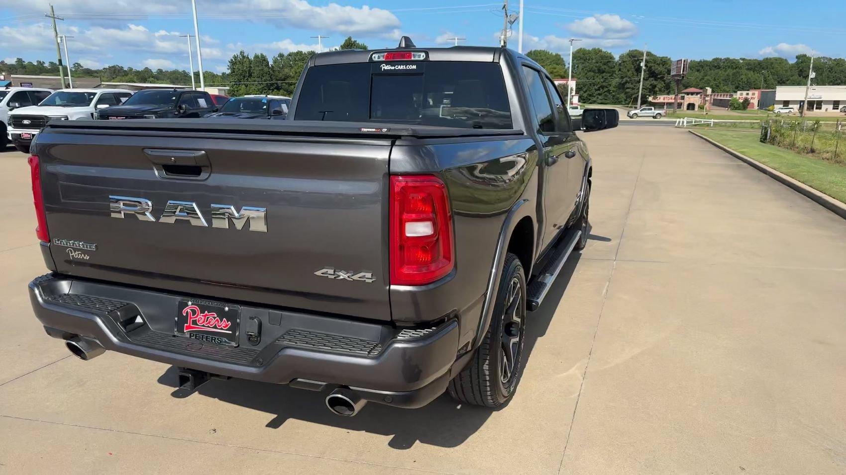 Used 2025 RAM 1500 Laramie AWD/4WD image 8