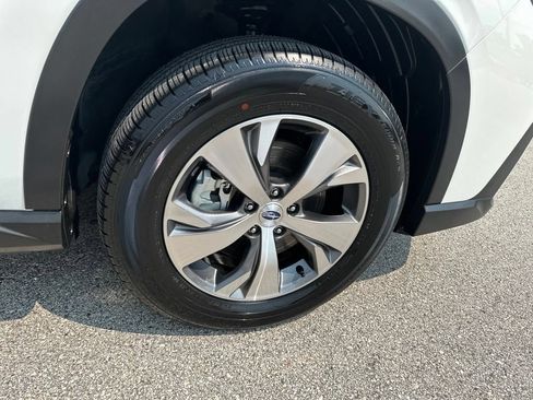 Used 2025 Subaru Ascent Premium AWD/4WD image 30