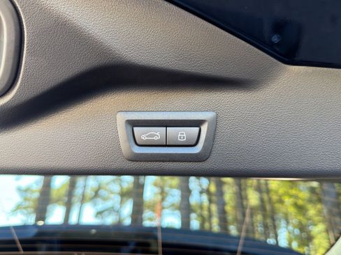 New 2026 BMW X5 xDrive40i AWD/4WD image 17