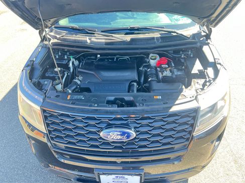 Used 2019 Ford Explorer Sport w/ Equipment Group 401A AWD/4WD image 14