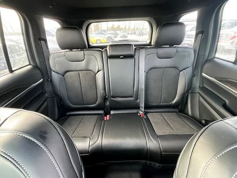 New 2026 Jeep Grand Cherokee Altitude AWD/4WD image 32