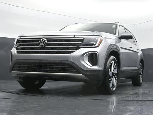 Used 2026 Volkswagen Atlas SE FWD image 36