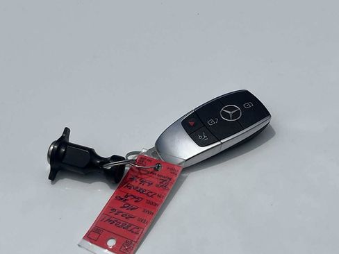 Used 2026 Mercedes-Benz GLA 250 4MATIC image 51