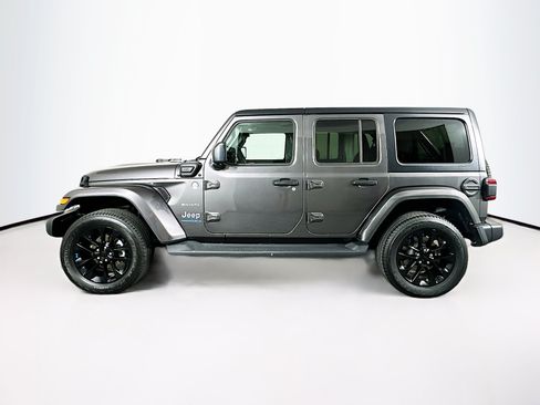 Used 2023 Jeep Wrangler Unlimited Sahara w/ Cold Weather Group AWD/4WD image 4