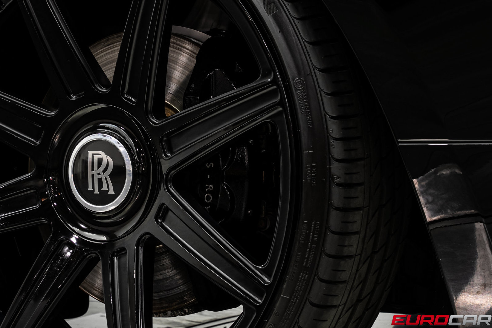 Used 2016 Rolls-Royce Wraith RWD image 23