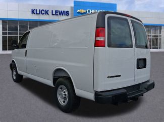 New 2025 Chevrolet Express 3500 w/ Driver Convenience Package RWD video 3