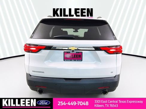 Used 2023 Chevrolet Traverse LT image 7