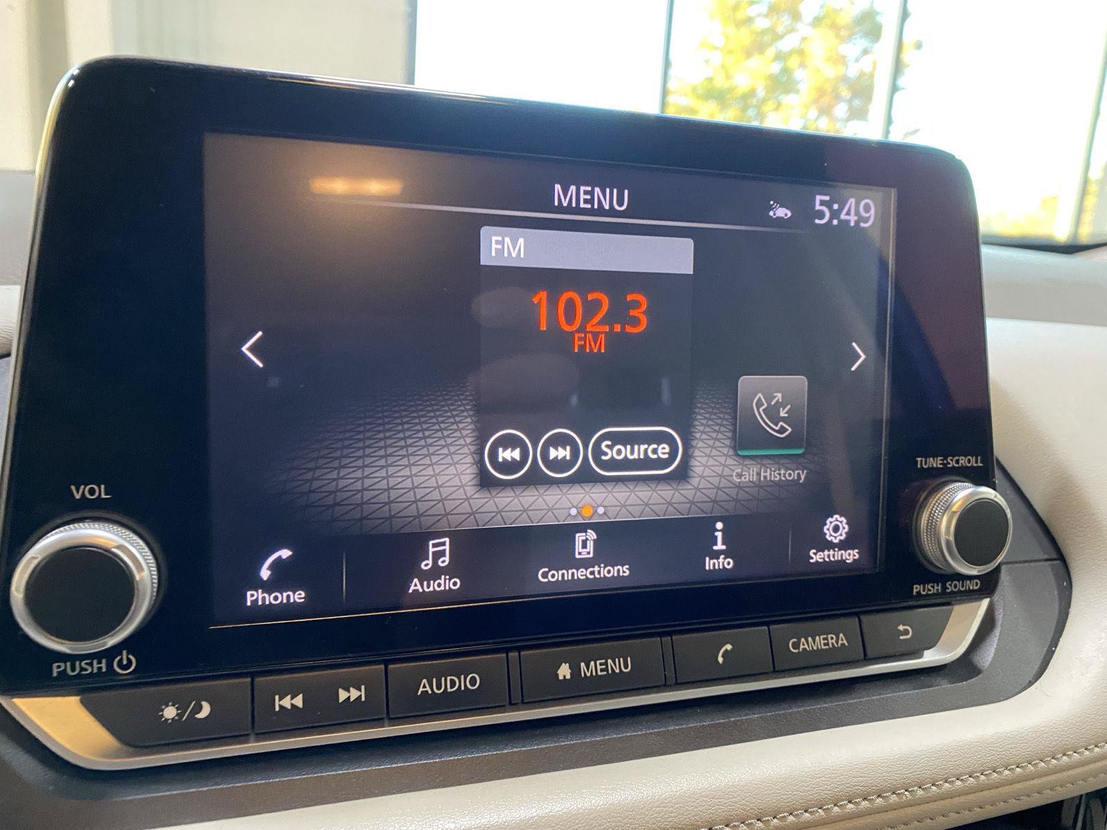 Used 2021 Nissan Rogue SV FWD image 21