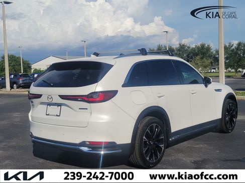 Used 2024 MAZDA CX-90 Plug-In Hybrid w/ Premium Pkg AWD/4WD image 4
