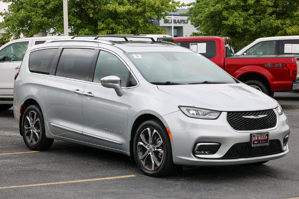 Used 2022 Chrysler Pacifica Pinnacle AWD/4WD image 26