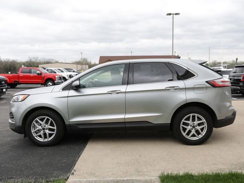 Used 2023 Ford Edge SEL w/ Convenience Package image 7