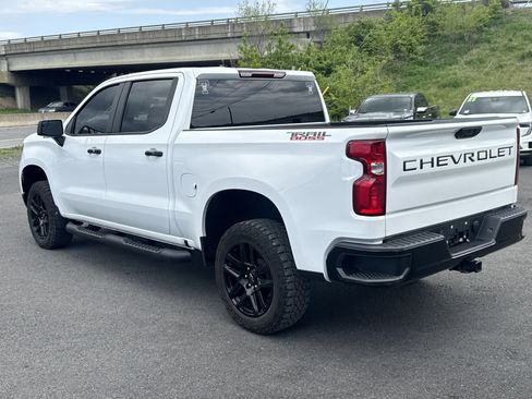 Used 2024 Chevrolet Silverado 1500 LT Trail Boss w/ Protection Package AWD/4WD image 5