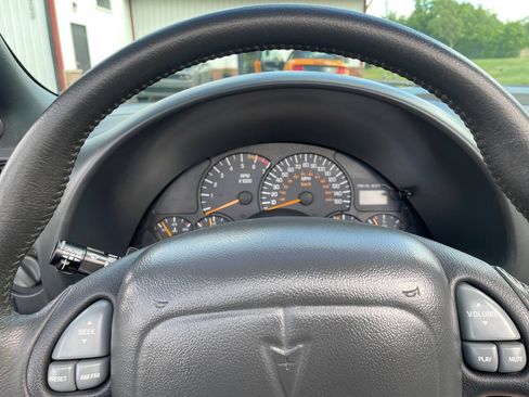 Used 1999 Pontiac Firebird Trans Am RWD image 60