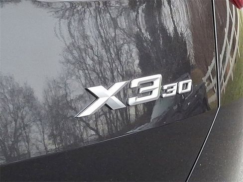 Used 2025 BMW X3 xDrive30i w/ Premium Package image 29