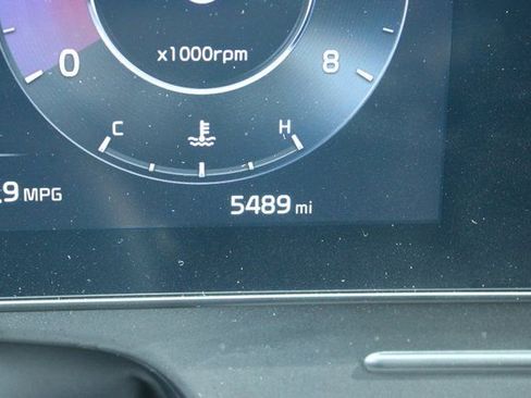 Used 2025 Kia Sportage SX image 31