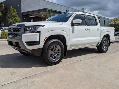New 2026 Nissan Frontier SV w/ All-Weather Content Package AWD/4WD image 10