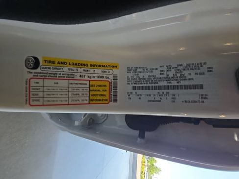 Certified 2025 Ford Bronco Badlands AWD/4WD image 25