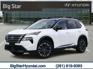 Used 2025 Nissan Rogue Platinum FWD video 1