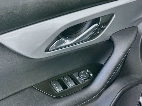 Used 2019 Chevrolet Blazer LT AWD/4WD image 24