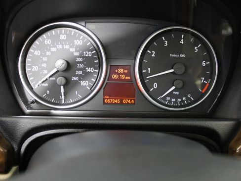 Used 2006 BMW 325xi Sedan image 27