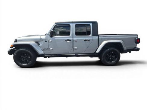 Used 2021 Jeep Gladiator Sport AWD/4WD image 7
